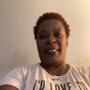 Meet your Posher, Monique